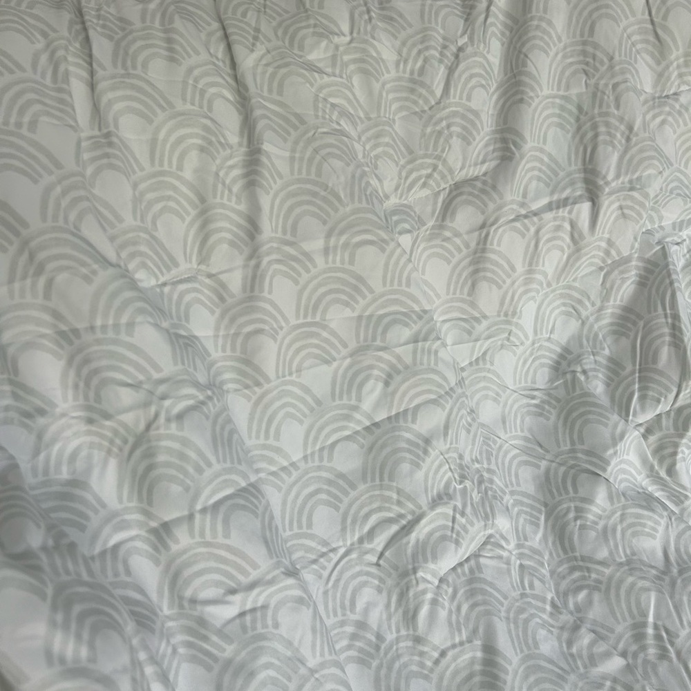 Room Essentials Twin XL Comforter